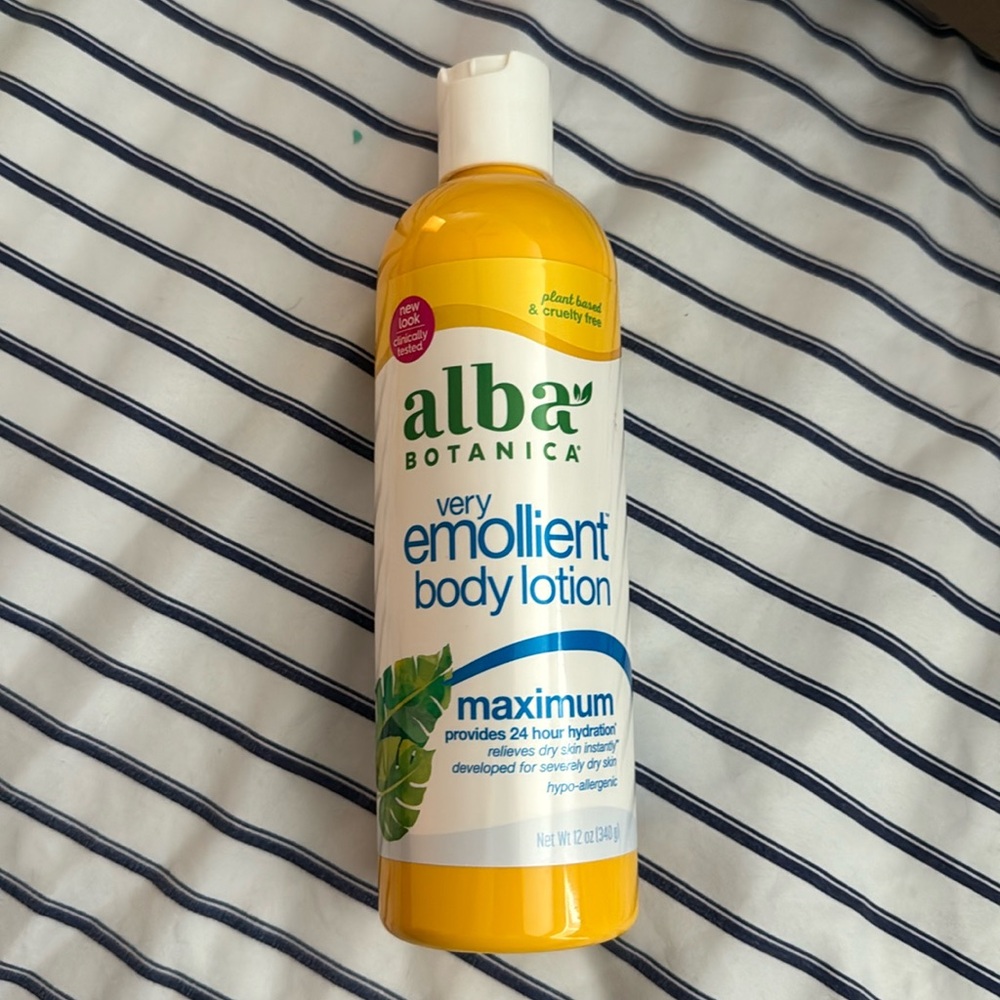Alba Botanica body lotion